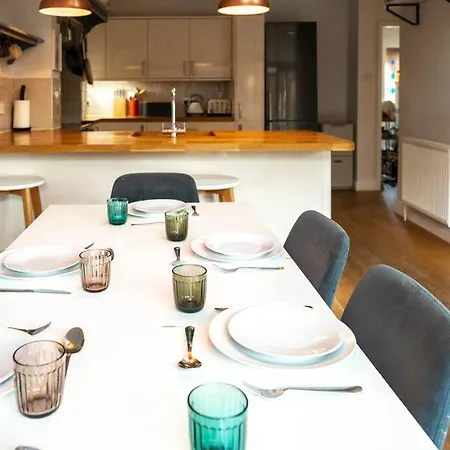 Casa vacanze Stylish 4 Bedroom - Garden - Parking York