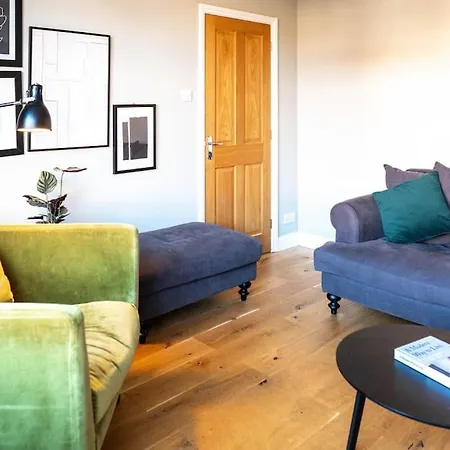 Casa de Férias Stylish 4 Bedroom - Garden - Parking York
